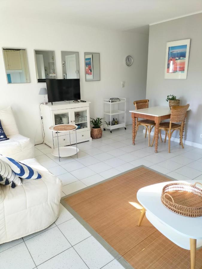 Apartment A Proximite Du Port De St Martin De Re